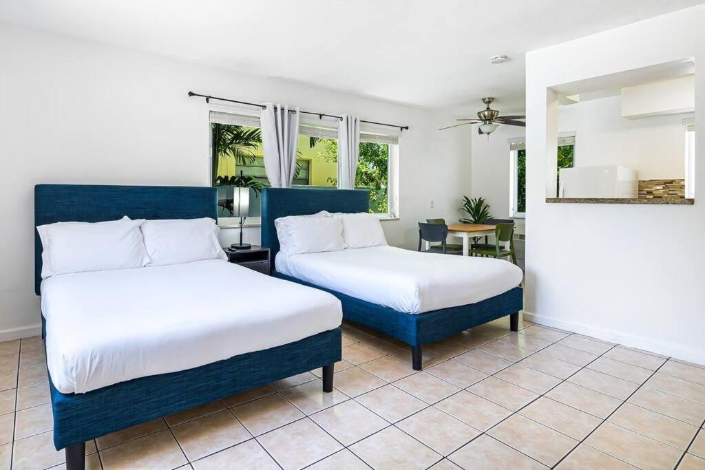 Hollywood Beach, Steps To The Beach, Pool Esterno foto