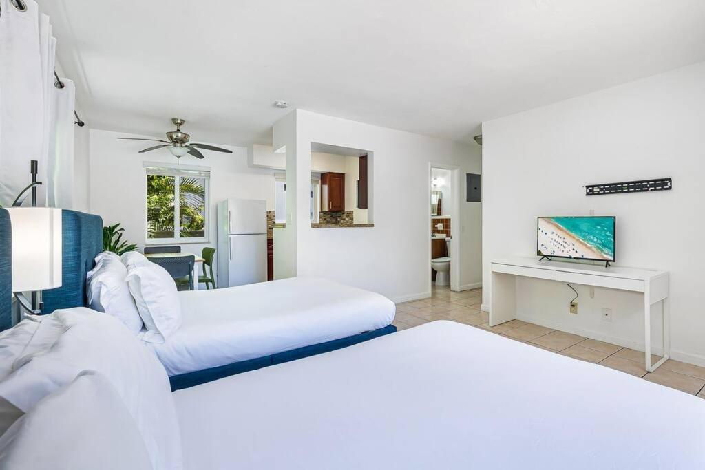Hollywood Beach, Steps To The Beach, Pool Esterno foto
